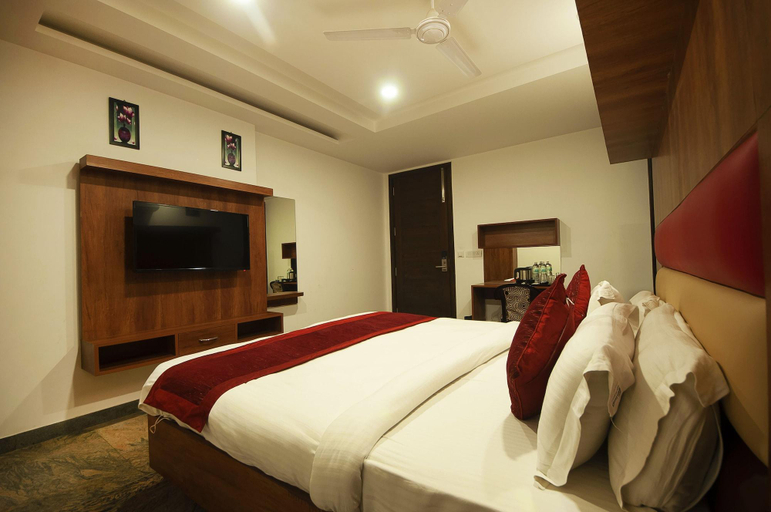 Bedroom 2, Hotel Urban Luxury by JMD Group, Delhi