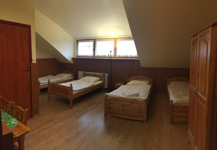 Bedroom 3, Pensjonat Karczma Beskidzka, Bielsko-Biała