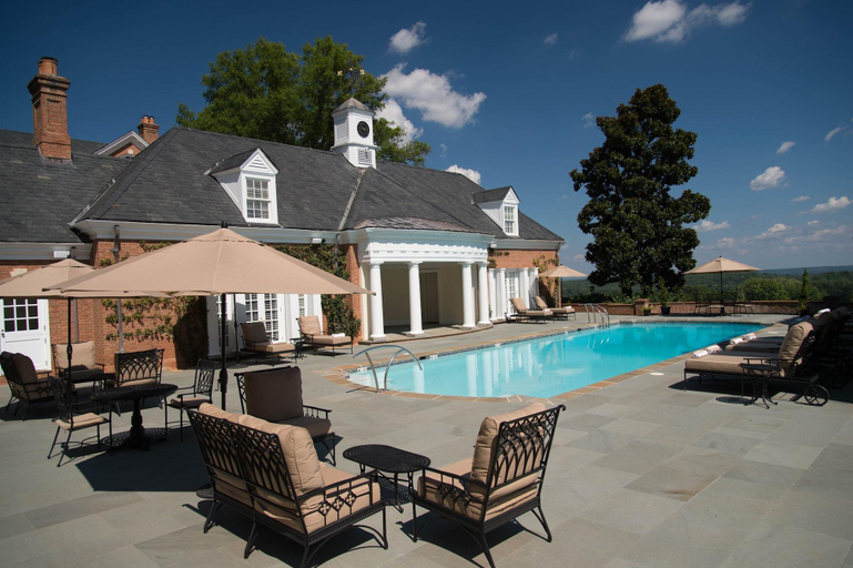 Sport & Beauty 2, Albemarle Estate at Trump Winery, Albemarle