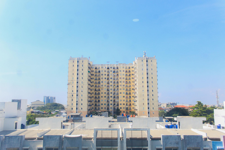 Exterior & Views, Nice and Cozy Studio City Park Apartment By Travelio, West Jakarta