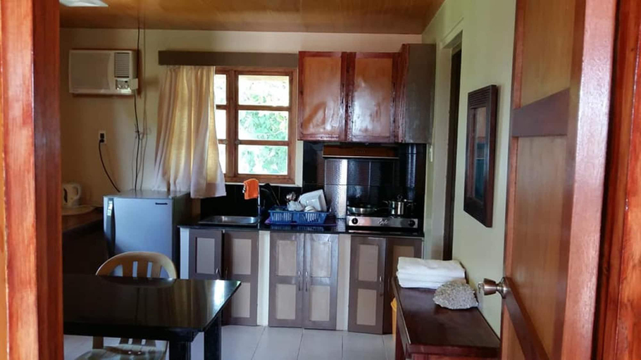Others 5, Ina Homestay, Coron