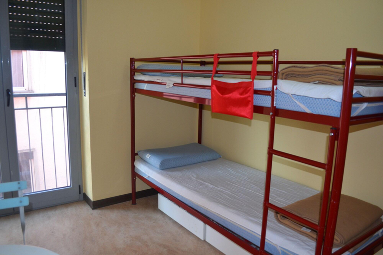 Bedroom 2, Ostello di Saronno - Malpensa Hostel, Varese