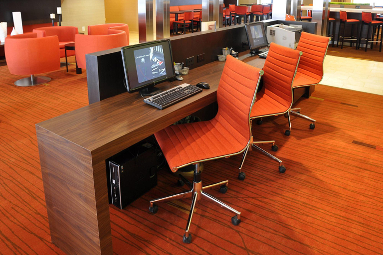 Public Area 2, Courtyard By Marriott Wausau, Marathon
