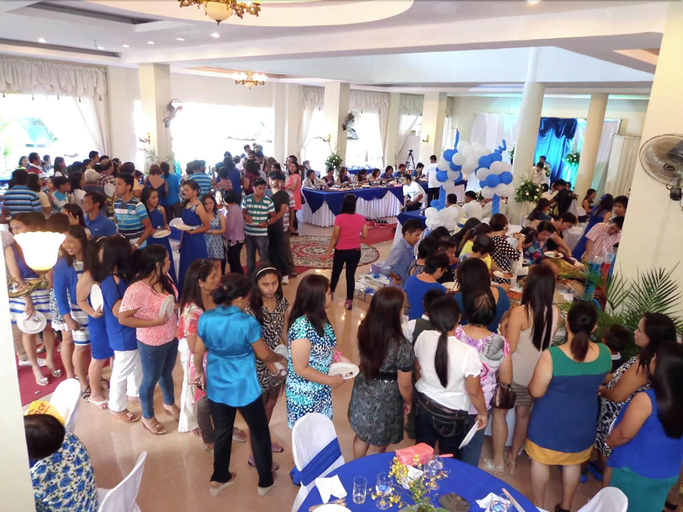 Food & Drinks, Blue Pot Family Resort, Dalaguete