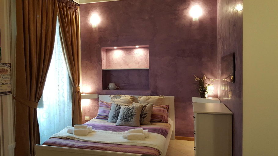 Bedroom 1, B&B Civico 8, Napoli