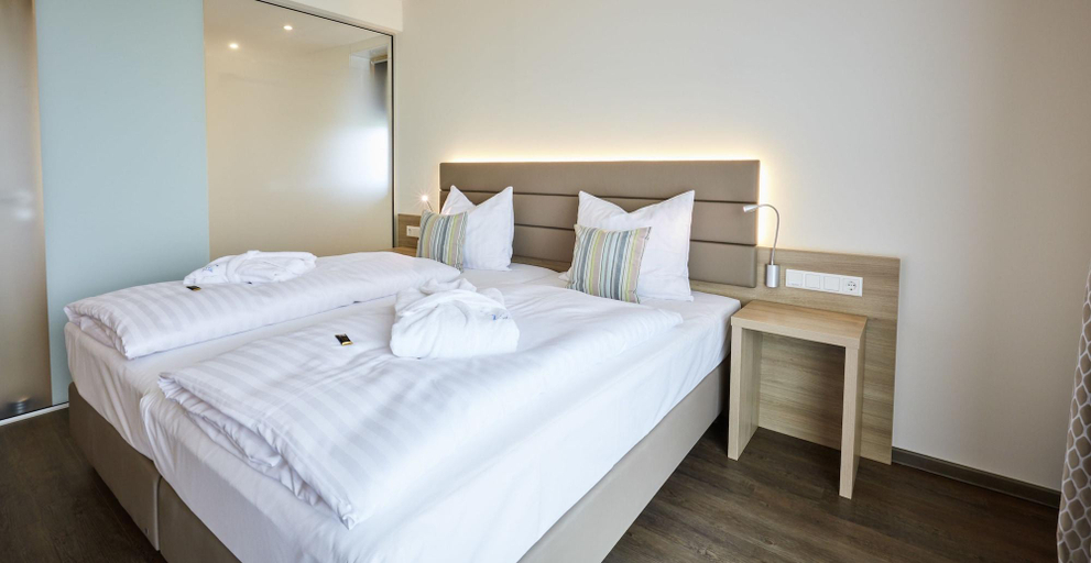 Bedroom 4, Vital Hotel an der Therme, Neustadt an der Aisch-Bad Windsheim