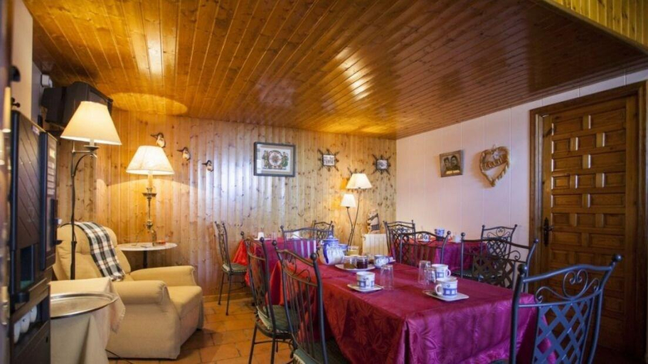 Food & Drinks, Hostal Chinchon, Madrid