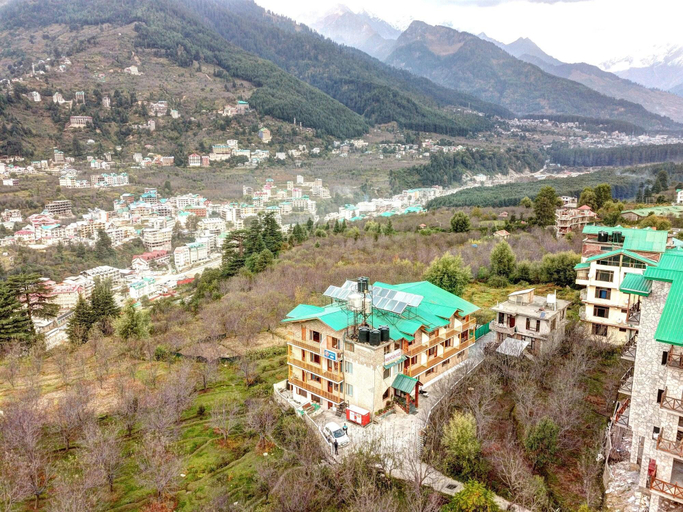 Public Area 3, Hotel Mountain Face by Snow City Hotels, Kullu