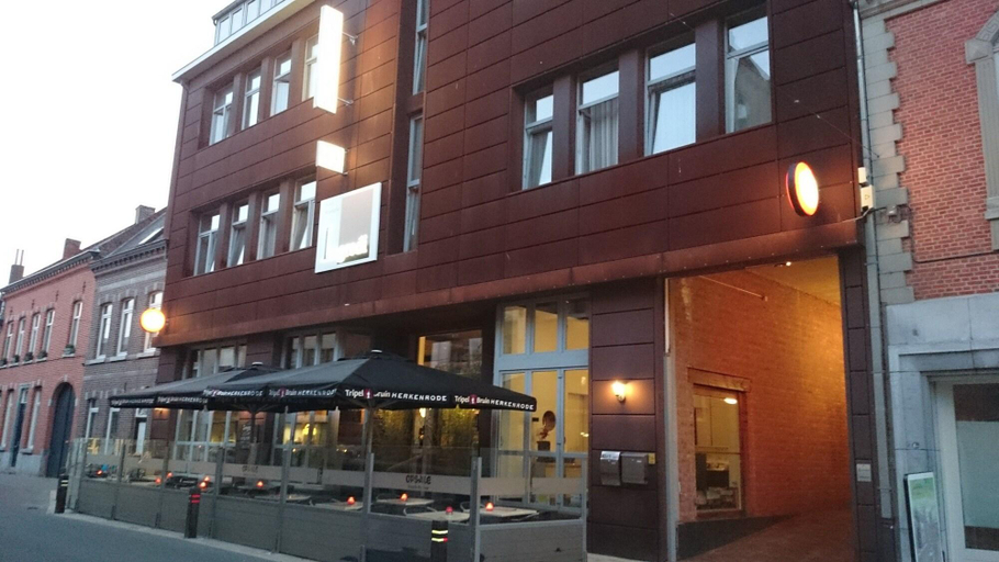 Exterior & Views 2, Hotel Brasserie Ingredi, Limburg