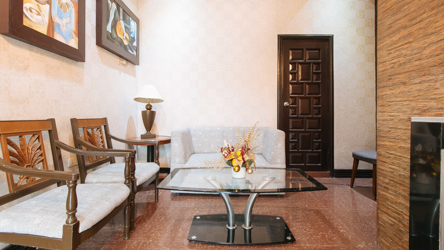 Public Area 2, RedDoorz Plus @ Canley Residential, Pasig City