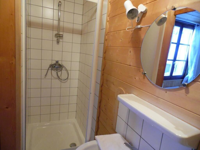 Bathroom 3, Chalet 1200, Savoie