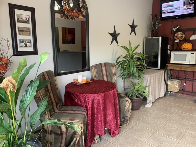 Public Area 2, Bancroft Inn & Suites, Hastings