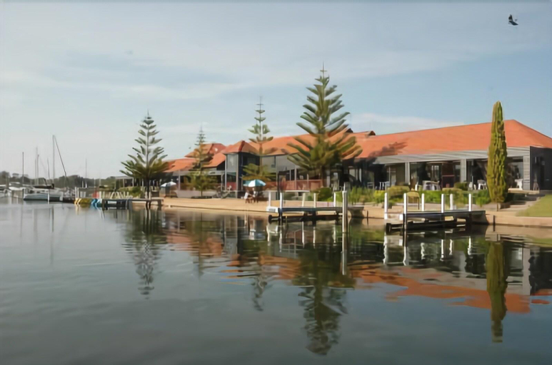 Sport & Beauty 3, Mariners Cove at Paynesville Motel & Apartments, E. Gippsland - Bairnsdale