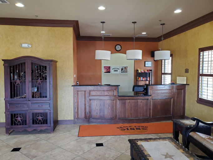 Public Area 3, Eagle Ford Inn, Wilson