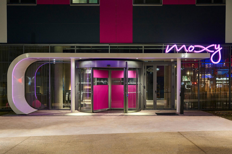 Moxy Paris Charles de Gaulle Airport, Val-d'Oise