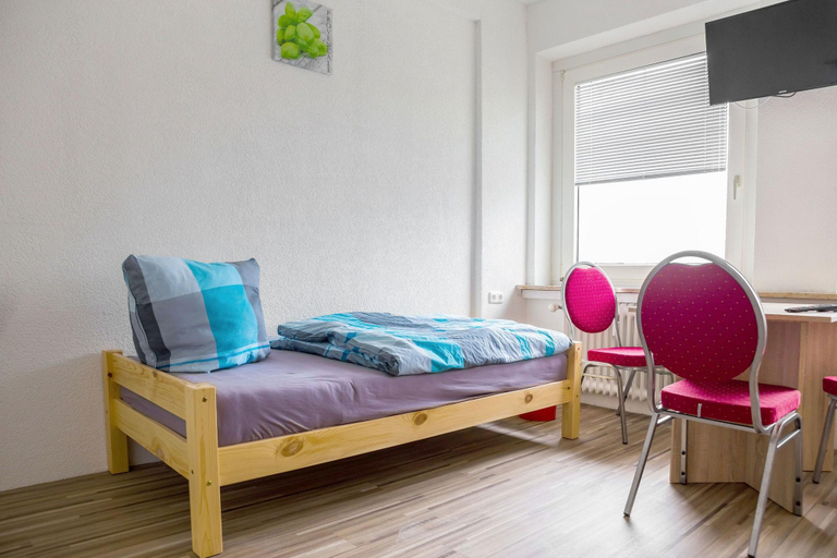Bedroom 4, BHQ - BoardingHouse Quickborn, Pinneberg
