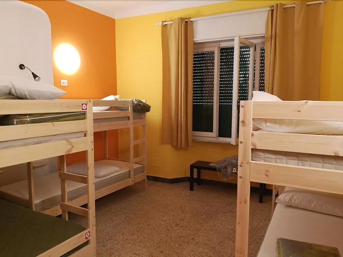 Bedroom 2, pisa train station hostel, Pisa