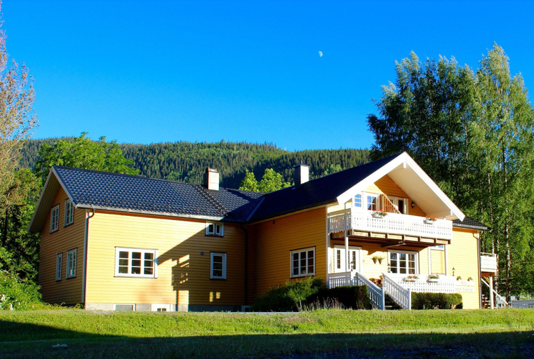 Exterior & Views, Dalen Bed & Breakfast, Tokke