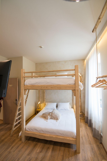 Bedroom 3, Ederlezi Hotel, Attica