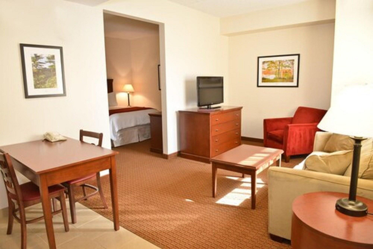 Public Area 2, Penn Wells Lodge, Tioga