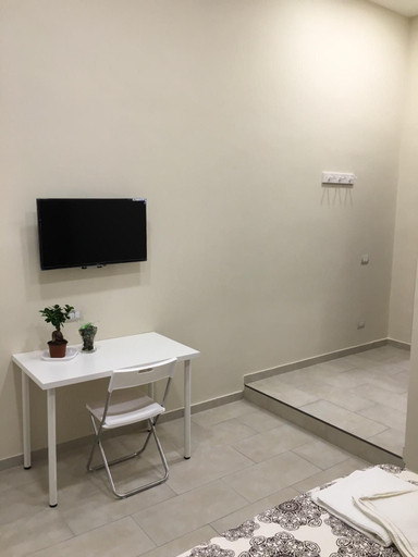 Bedroom 3, Suite Beatrice, Napoli
