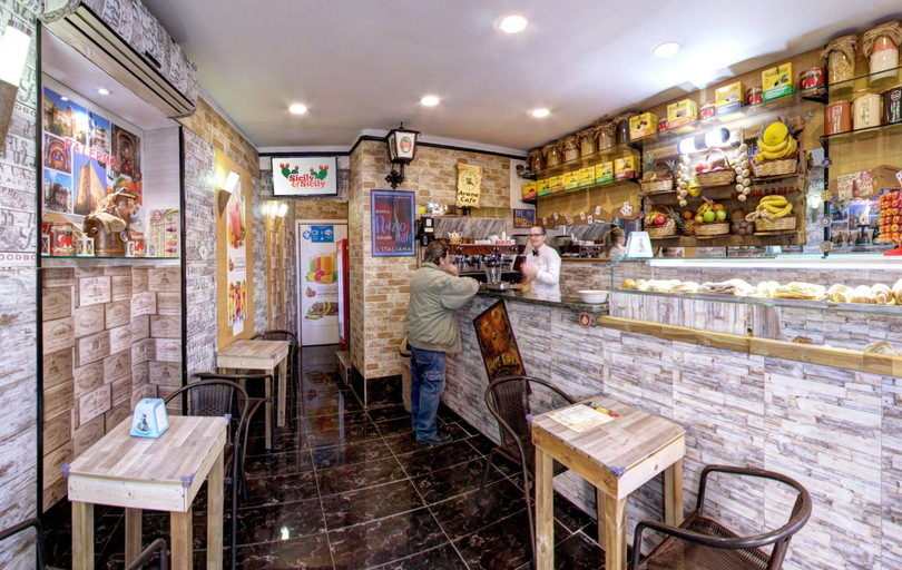 Food & Drinks 5, Hostel Agata, Palermo