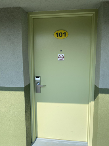 Public Area 3, Red Carpet Inn and Suites, Burlington