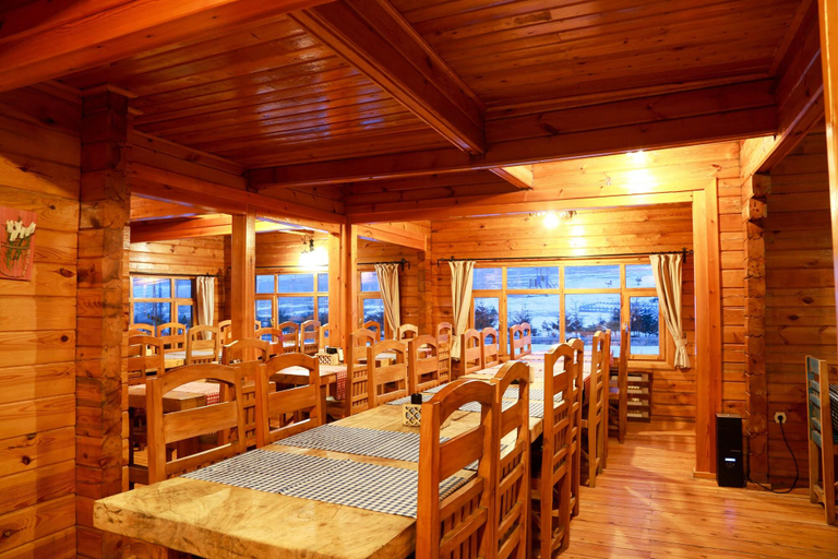 Food & Drinks 5, Birun Kumbet Dag Evi, Dereli