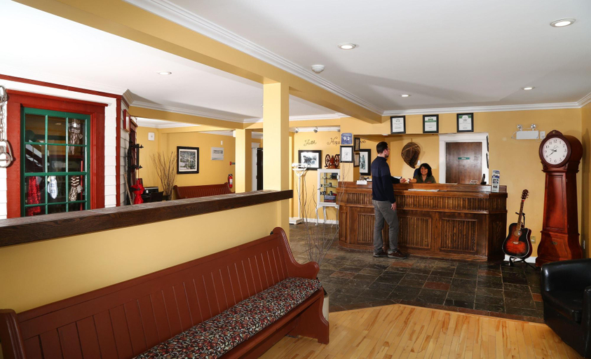 Public Area 2, Grenfell Heritage Hotel & Suites, Division No. 9