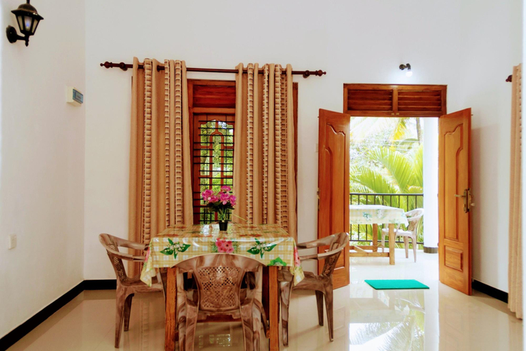 Public Area 3, Wayside Guest, Weligama