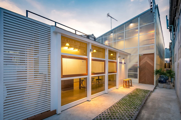 Public Area 2, Morn-Ing Hostel, Lat Krabang