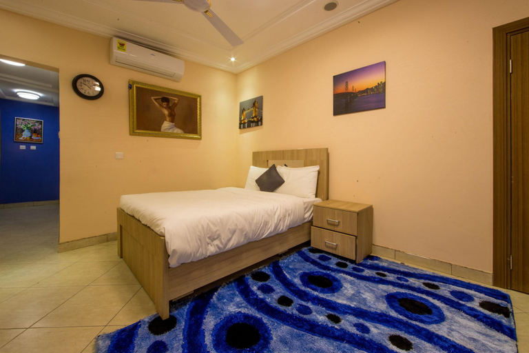 Public Area 2, Bays Luxury Lodge, Tema