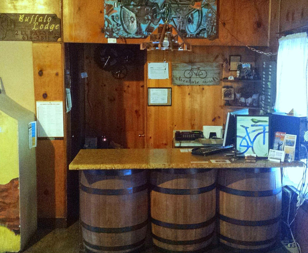 Public Area 2, Buffalo Lodge Bicycle Resort, El Paso