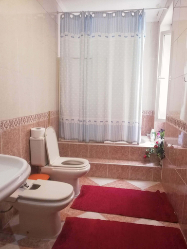 Bathroom 4, Garden Guest House, Lisbon