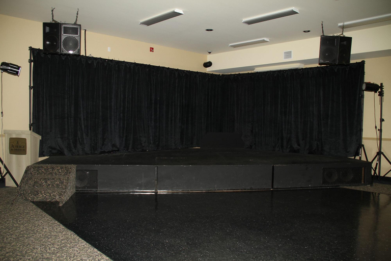 Public Area 2, Auberge du Draveur, La Vallée-de-la-Gatineau