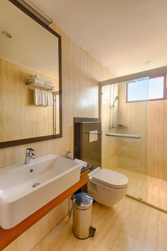 Bathroom 4, North Gate Jaffna, Jaffna