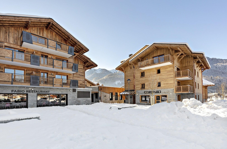 Exterior & Views 2, MGM Hôtels et Résidences - Les Suites d'Alexane, Haute-Savoie