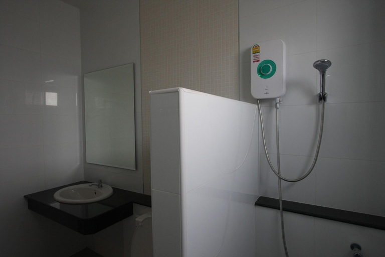 Bathroom 3, Rongsang Resort, Nong Khae