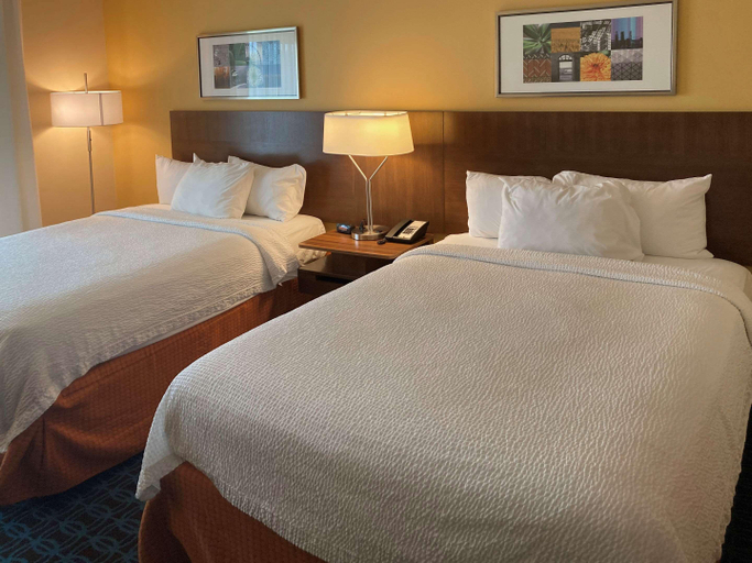 Bedroom 2, Comfort Inn & Suites Ankeny - Des Moines, Polk
