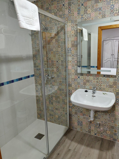 Bathroom 4, Hotel La Posada, Murcia