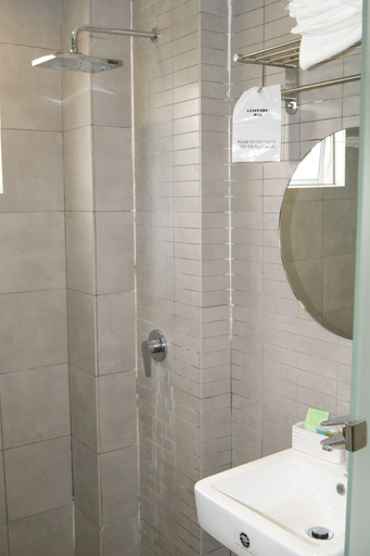 Bathroom 4, Double Happiness Hotel, Manjung