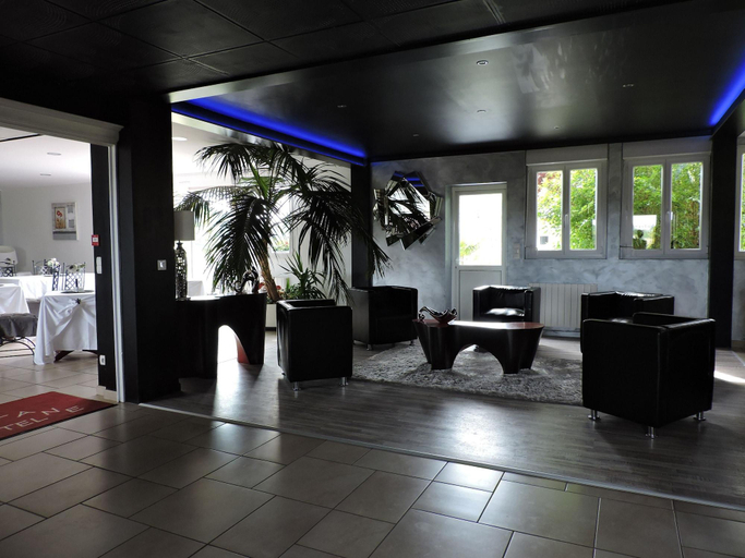 Public Area 3, Hôtel Air-Lane, Aube