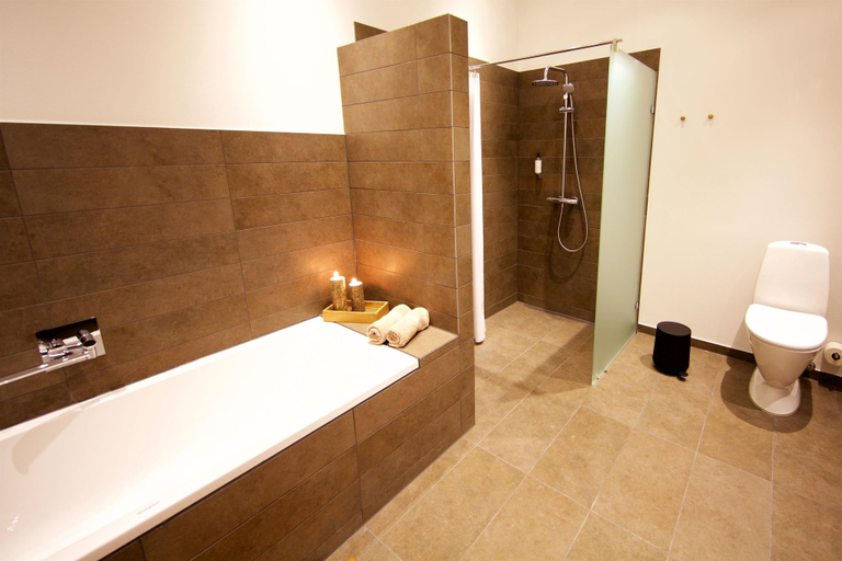 Bathroom 4, Strandhotel Røsnæs, Kalundborg