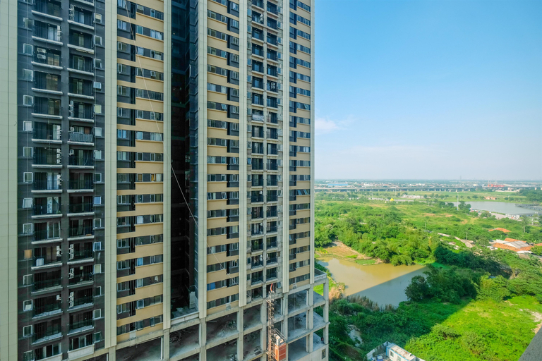 Exterior & Views, Elegant Studio at Meikarta Apartment By Travelio, Cikarang