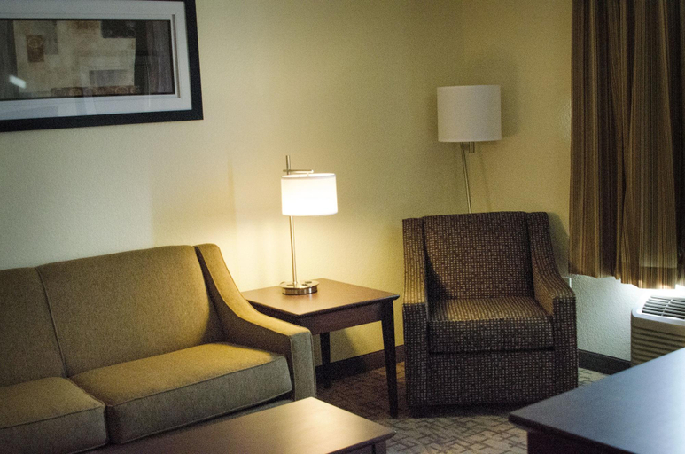 Public Area 2, Cobblestone Inn & Suites – Soda Springs, Caribou