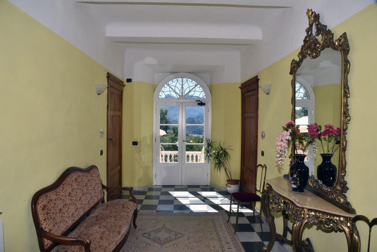 Public Area, Villa Belvedere, Lucca