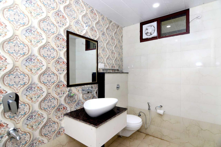 Bathroom 4, Hotel Shivaay, Hardwar