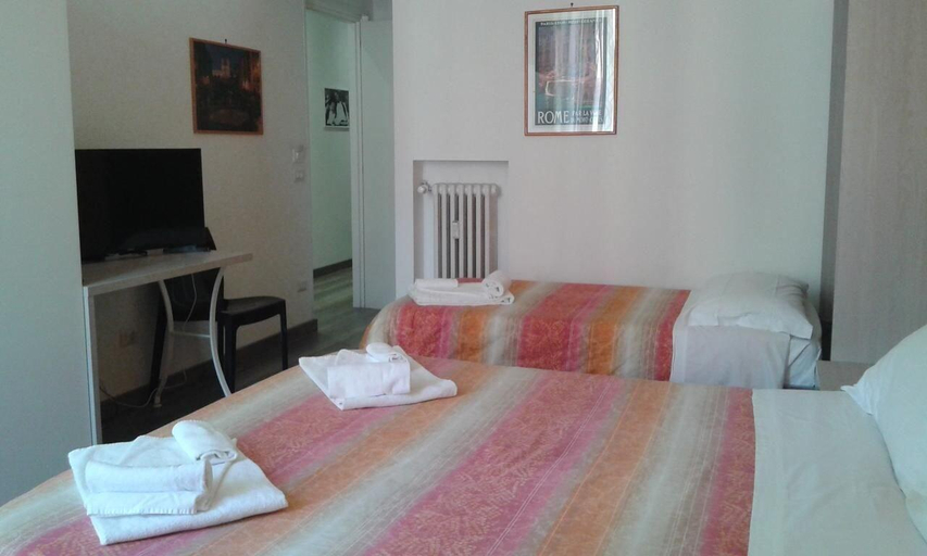 Bedroom 3, B&B Holidays in Rome, Rome