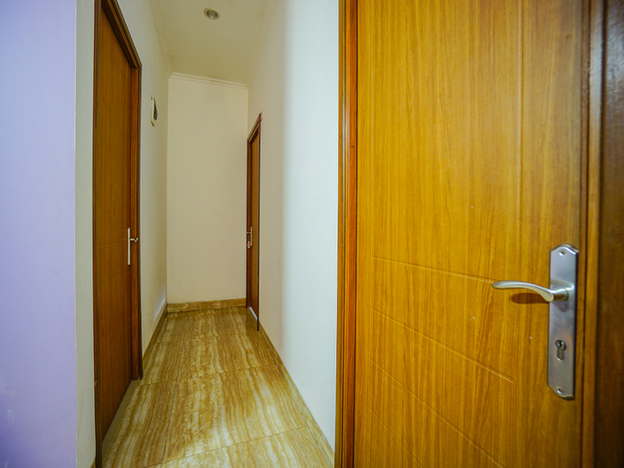 Bathroom, OYO 1573 Mahera Guest House, Manado