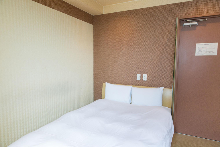 Bedroom 3, Plaza Hotel Uehonmachi, Osaka
